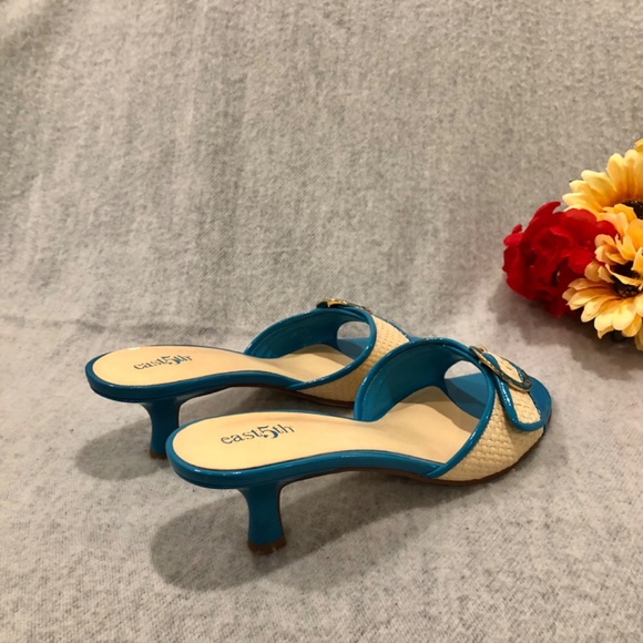 NWT - East Fifth Turquoise Patent & Cream Slip-on Sandals with Kitten Heels - Picture 6 of 16
